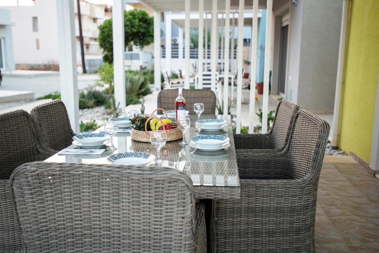 Melia Villa Kokkinos Pirgos Extérieur photo